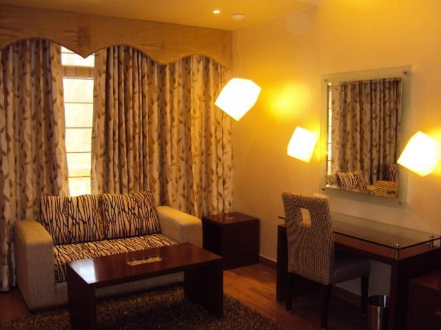 The Victoria Grand Hotel & Spa Kasauli Exteriér fotografie